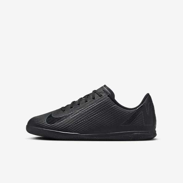 Kids Indoor Football Boots Trainers. Nike CA